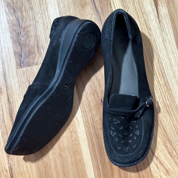 Nature Brand shoes 9.5 black - Picture 4 of 5